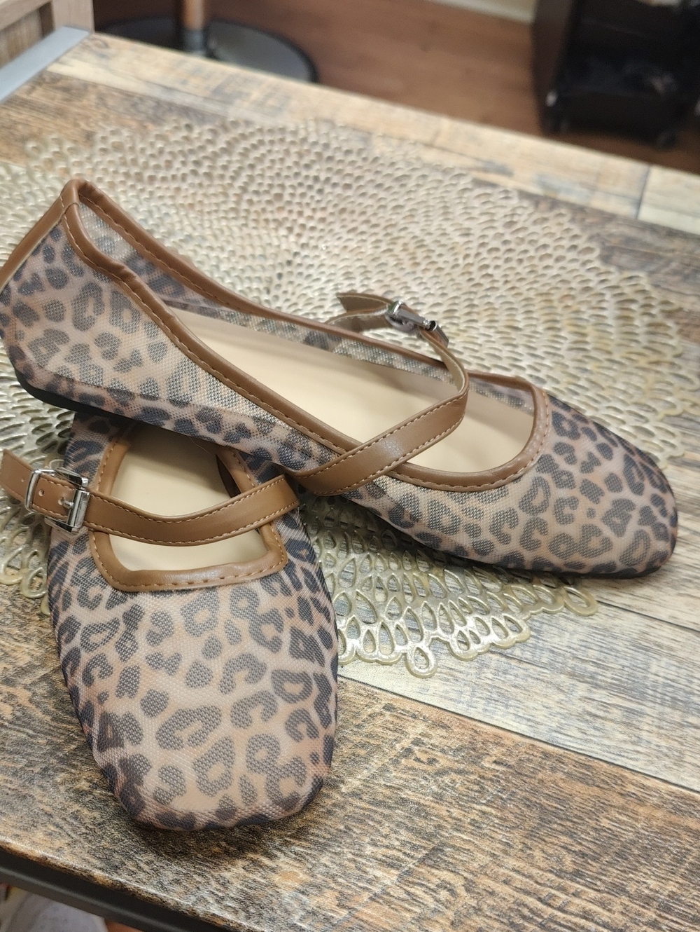 Light And Comfortable Women’s Leopard Print Mary Jane Flats in Brown